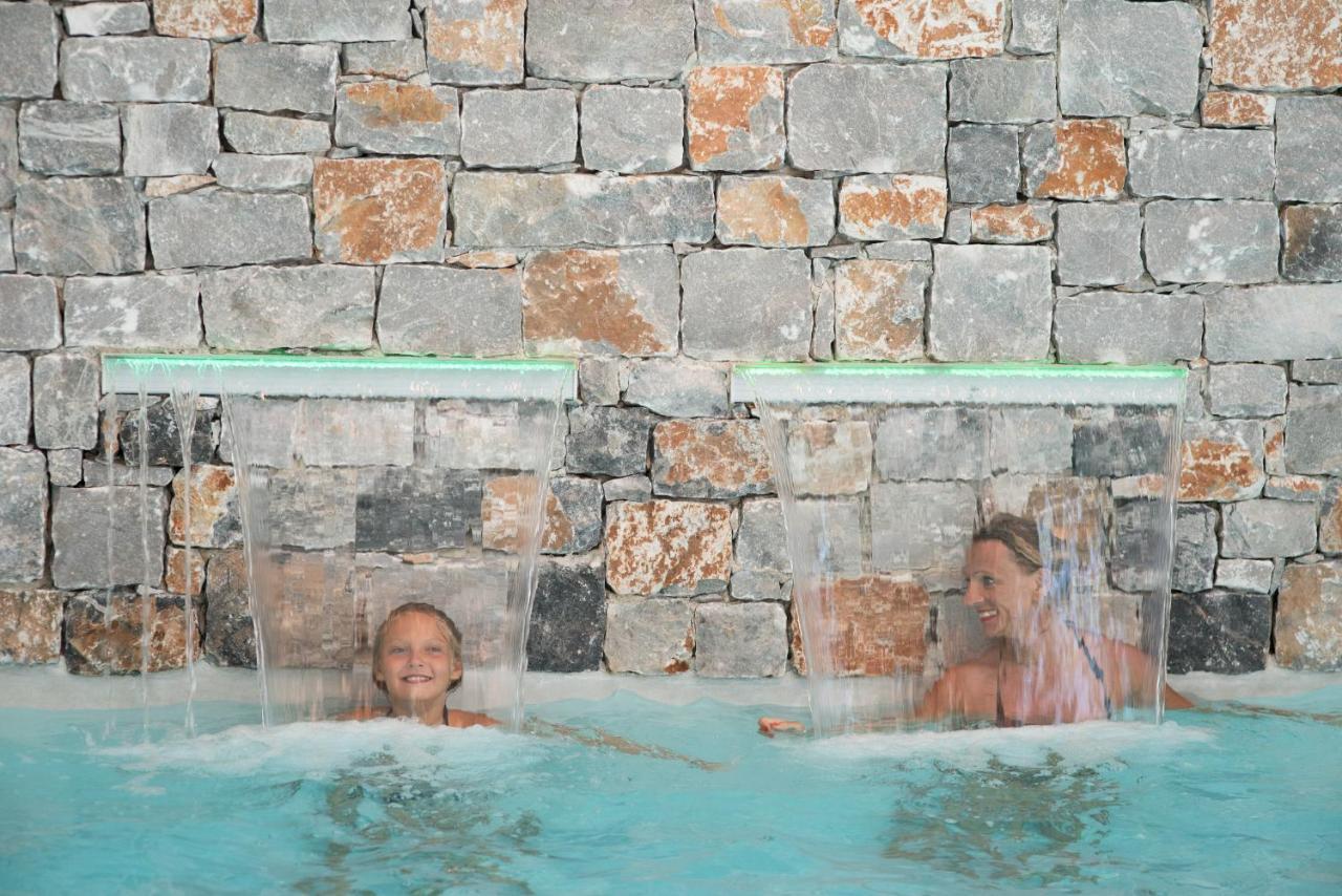 Villa Lydia I Superb Views, Two Pools, Next To The City Kissamos Exterior photo